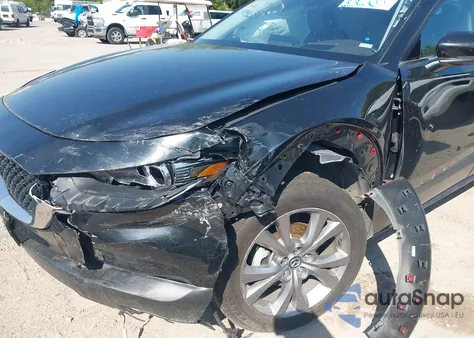 2022 Mazda Cx-30 Premium z USA, uszkodzony, nr VIN 3MVDMBDL7NM458515